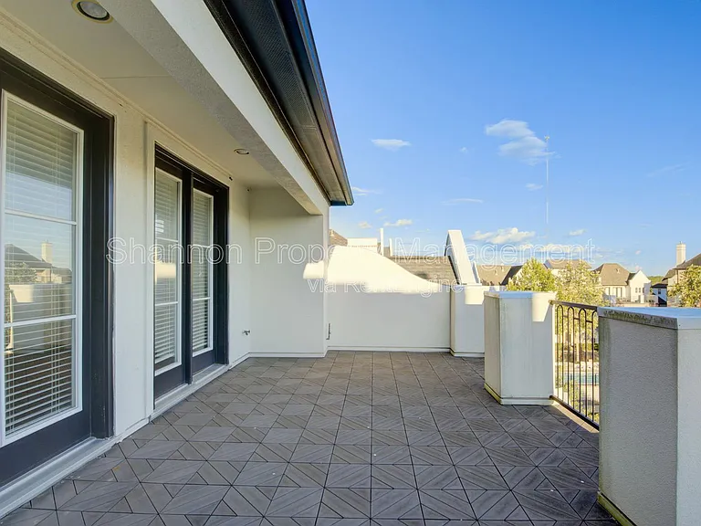 9627 Fannin Sta W — Photo 19