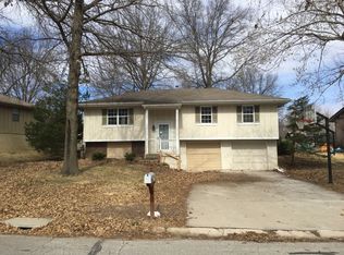 413 SW Palo Dr, Blue Springs, MO 64014