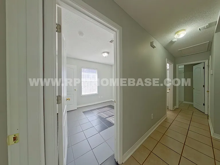 5103 Terra Lake Cir — Photo 12