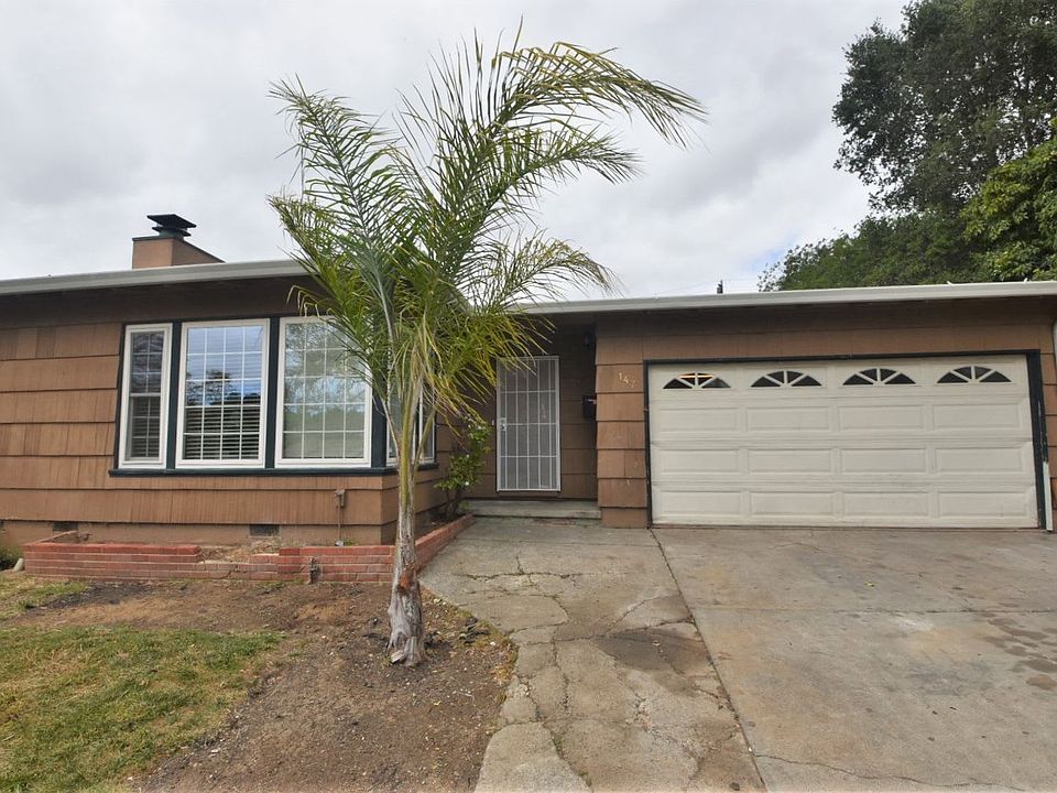 1st image of 147 Toyon Dr