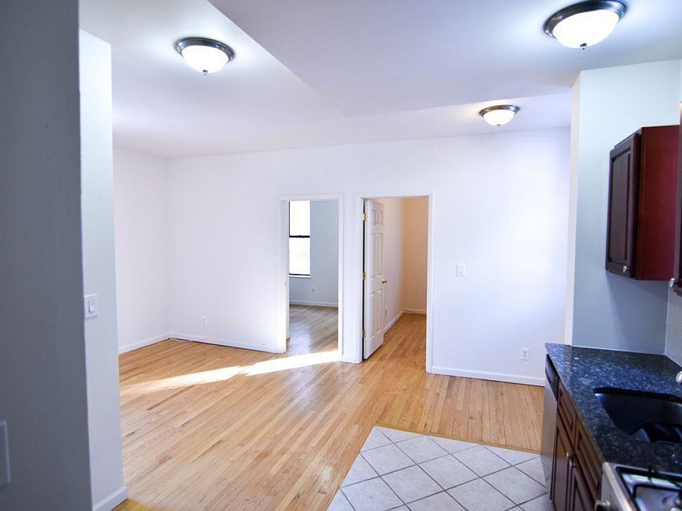 1st image of 12 W 104th St #2RS