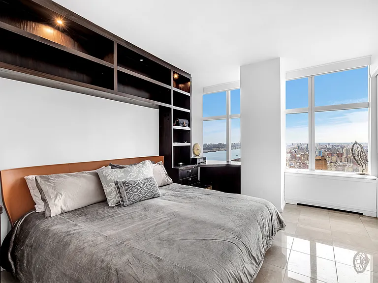 160 W 66th St #56B — Photo 11
