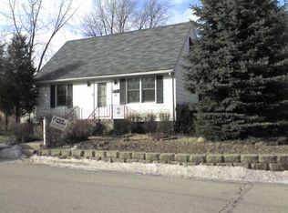 901 Moran St, Joliet, IL 60435