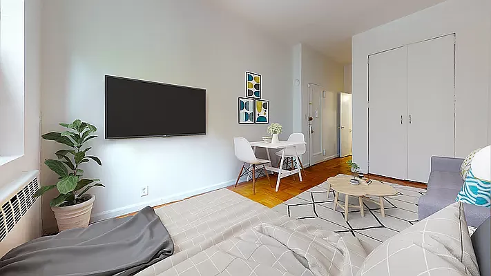 Rented by Bond New York | media 2