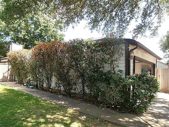 5th image of 9107 Ketchwood Dr