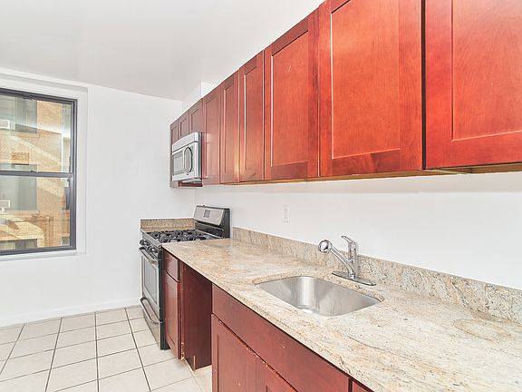 2nd image of 615 W 173rd St APT 2c