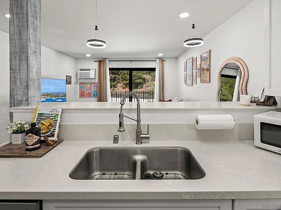 5th image of 6780 Friars Rd Unit 272