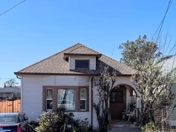 647 6th St, Richmond, CA 94801