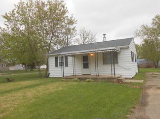 2085 Morrish St, Burton, MI 48519