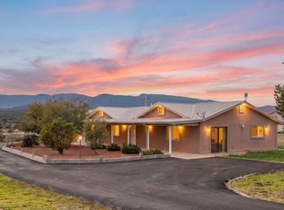 36 Vallecitos Rd, Tijeras, NM 87059
