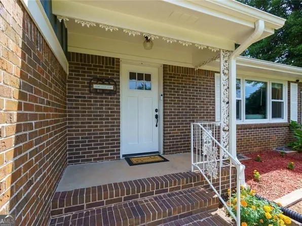 5800 Cedar Ln SW, Mableton, GA 30126