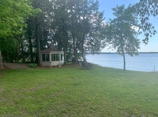 7450 N Shore Cir N, Forest Lake, MN 55025