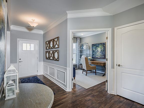 Foyer Flexible Living Area