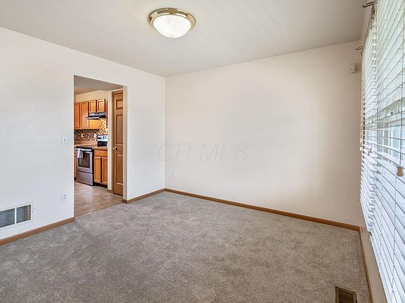 5th image of 3211 Crossing Hill Way