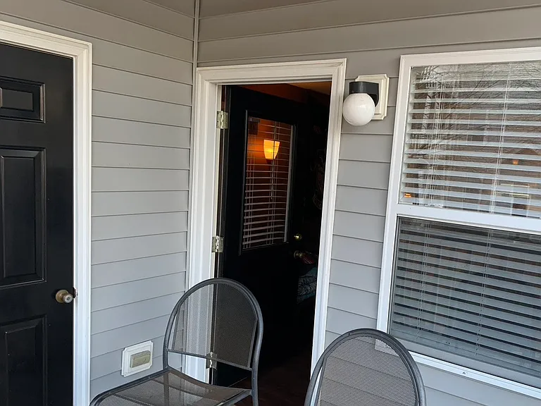 1130 Carlton Ave #203 — Photo 16