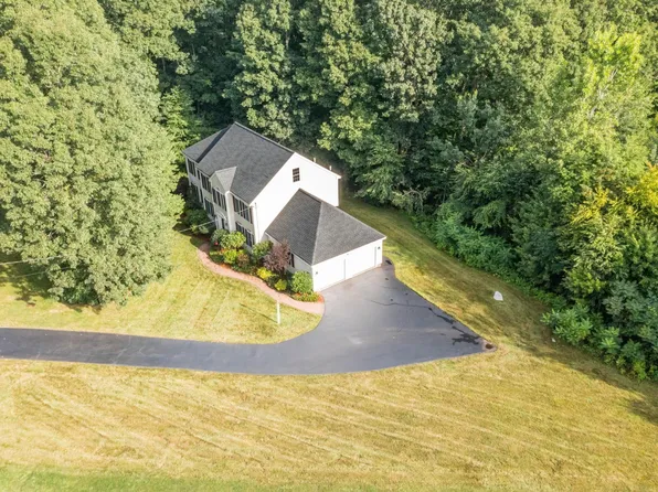 4 Williams Path, Kingston, NH 03848