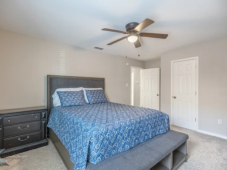 6670 Picadilly St — Photo 19