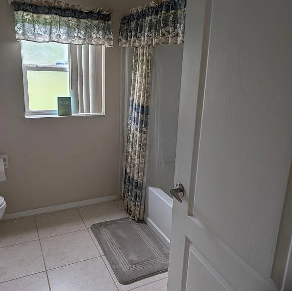 5626 Swan Lake Dr #521 — Photo 33