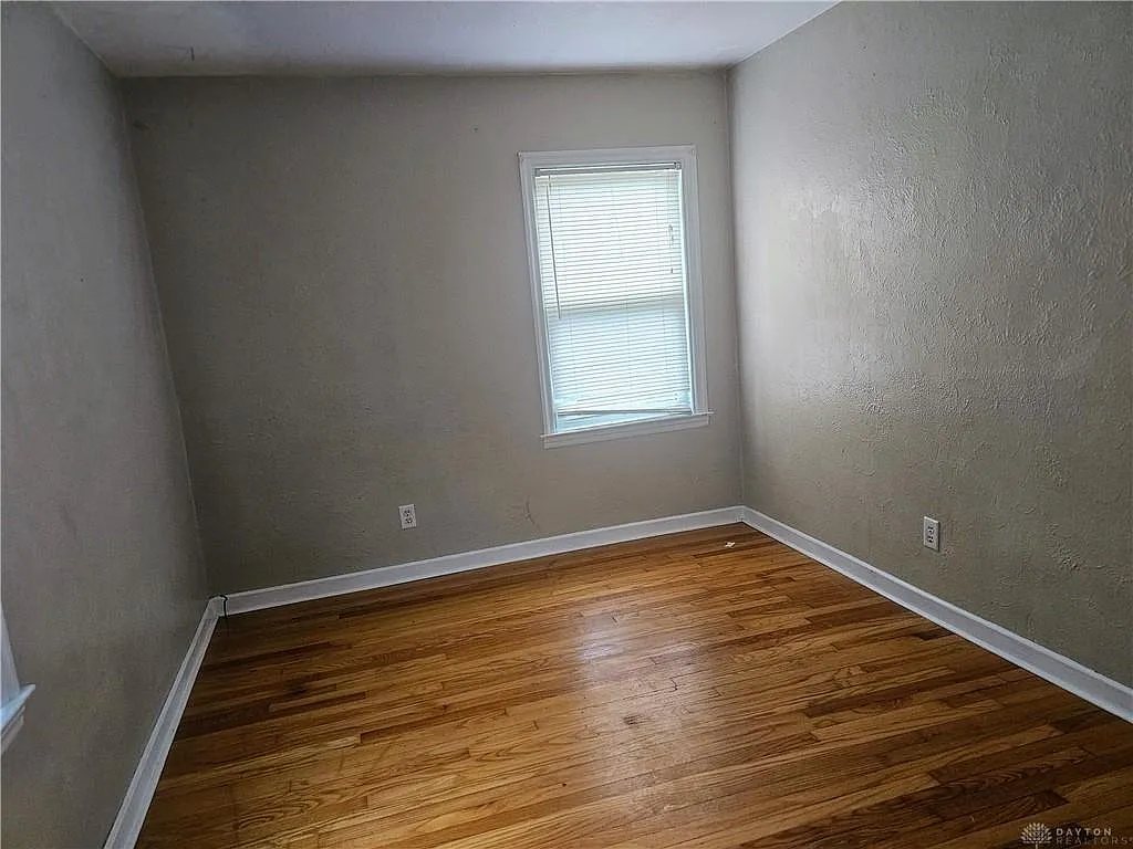 4 bed, 792 sqft, $1,105 — Photo 3