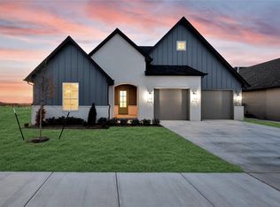 9213 Lupine Rd, Yukon, OK 73099