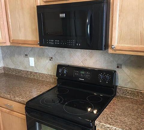 3rd image of 1808 Buena Vista Dr SE APT 2
