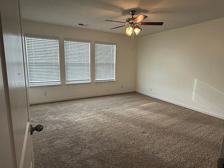 6719 Wildlife Cir — Photo 46