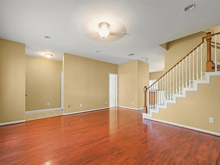 1520 Sherwood Forest St #301 — Photo 26