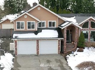 18500 Woodbine Dr, Arlington, WA 98223