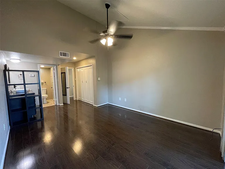 12315 Glenview Dr — Photo 10