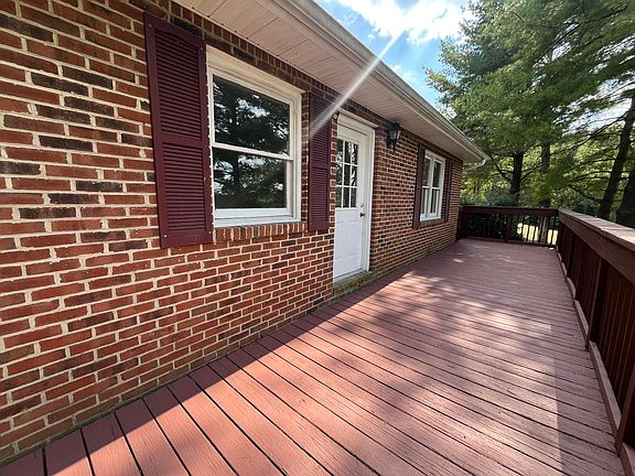 2nd image of 4675 Layman Rd
