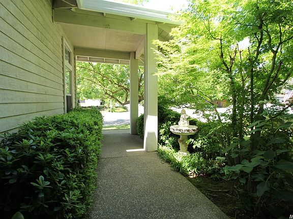 3rd image of 3008 Valasstrada Ct