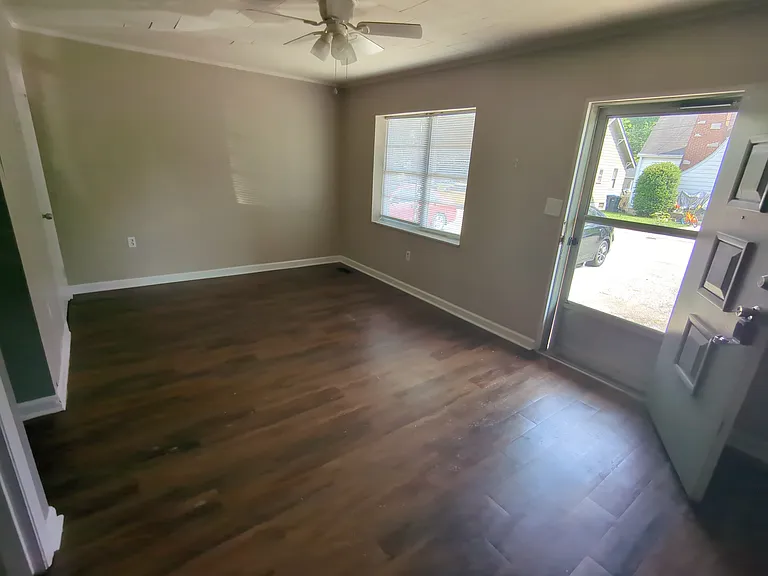 320 Fannin Ct #2 — Photo 8