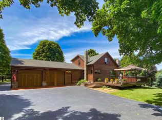 626 S Rusch Rd, Traverse City, MI 49696