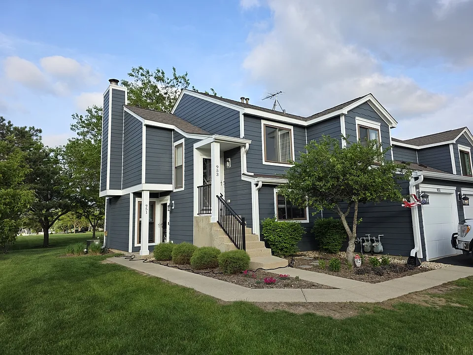 951 Glouchester Cir