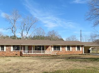 171 Russell Valley Rd, Russellville, AL 35654