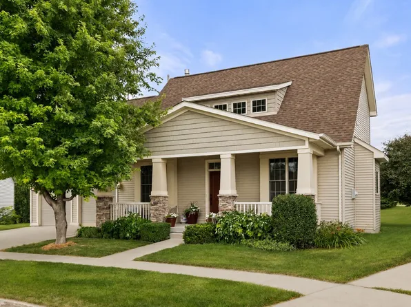 2843 Piccadilly Sq, Ames, IA 50010