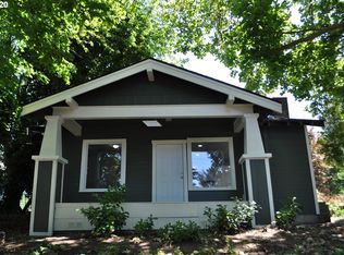 1307 SE Main St, Roseburg, OR 97470