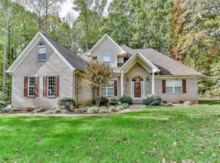 430 Farm Branch Dr, Fort Mill, SC 29715