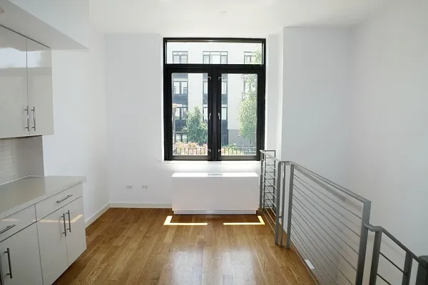 Rented by MNS | media 35