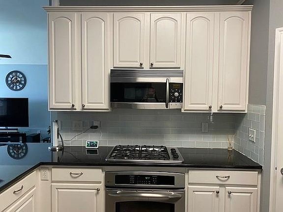 3rd image of 3520 Delaney Dr