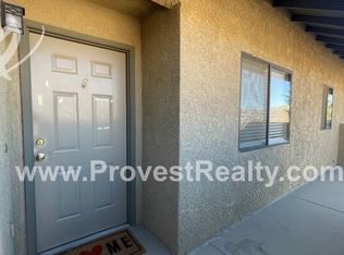 17842 Quantico Ln APT 8, Apple Valley, CA 92307