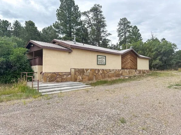 1046 State Highway 96, Regina, NM 87046
