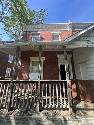 703 Walnut St Photo 1