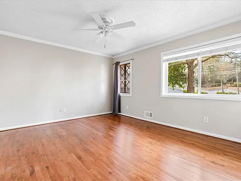 2412 Peachwood Cir NE #3 — Photo 23