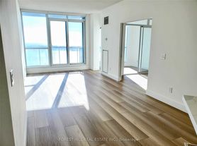 8 York St, Toronto, ON