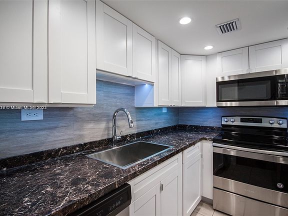 3rd image of 1200 West Ave APT 317