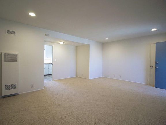4th image of 1801 Fair Oaks Ave APT U