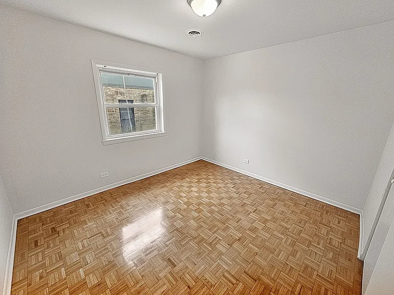 1100 Church — Photo 31