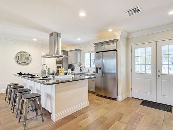 5th image of 4336 E Calle Feliz