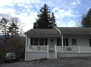 169 Country Club Dr APT 6, Waynesville, NC 28786